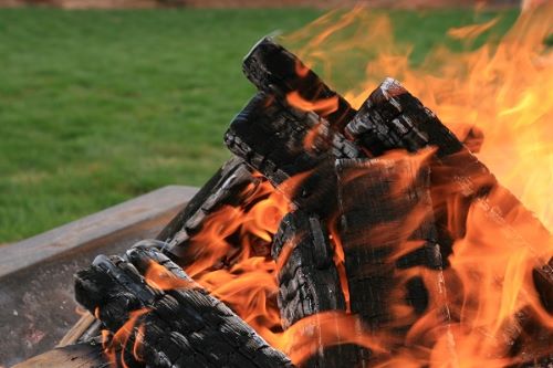Outdoor Residential Burning City Of, How To Build A Fire Pit Burn Leaves