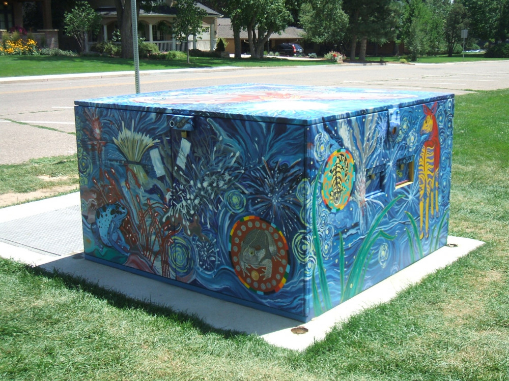 Image 2 of 6