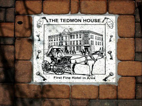 The Tedmon House Paver