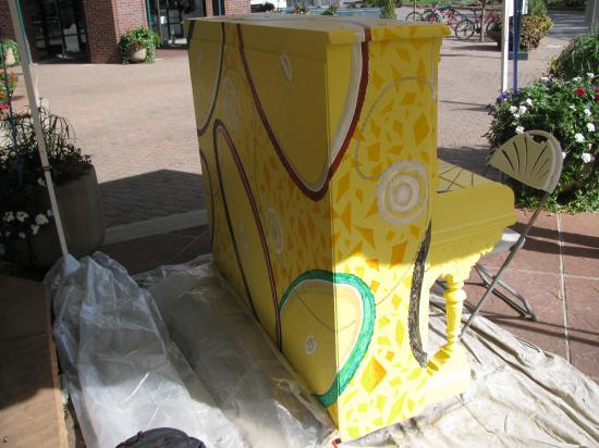Image 2 of 4