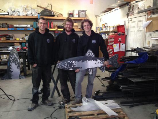 Fabrication team with bridge element