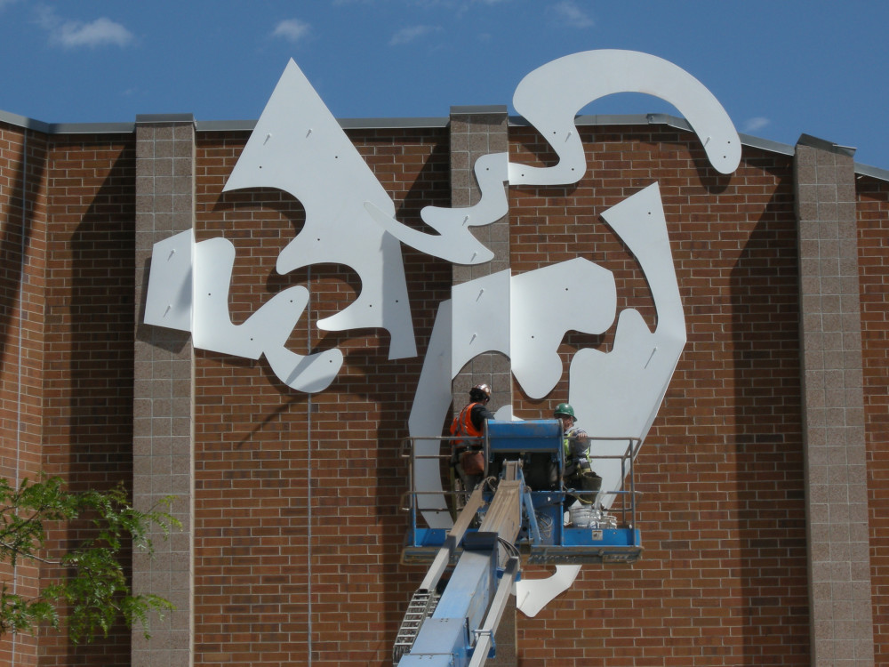 Installing the sculpture