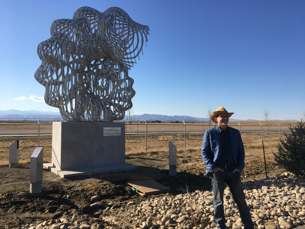 The sculpture and artist Mark Aeling.