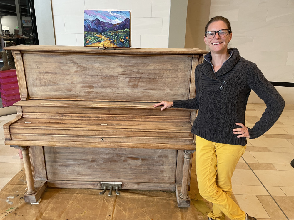 Mallory and her piano before painting
