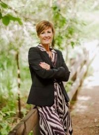Candidate Shirley Peel