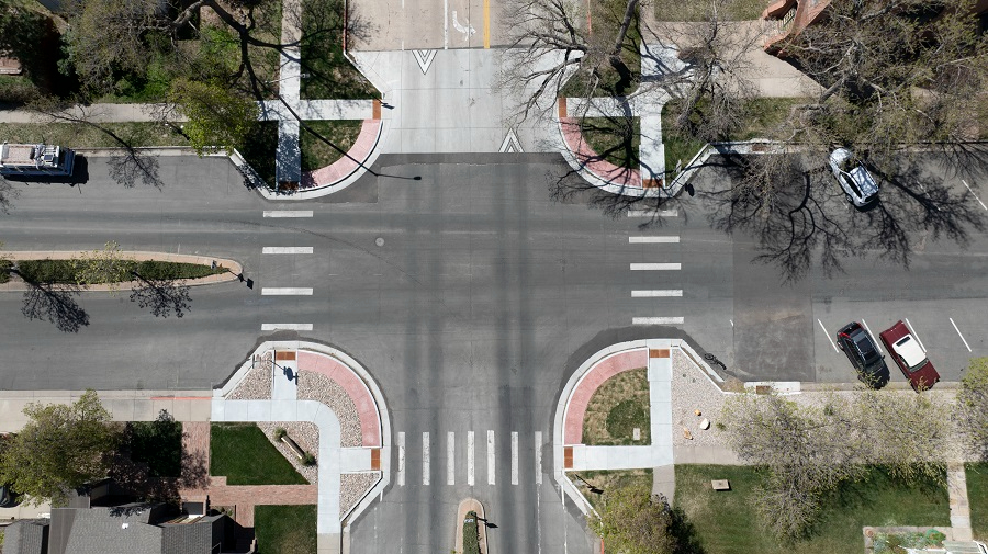 aerial image of curb extensions at Oak St./Whedbee St.