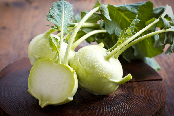raw kohlrabi