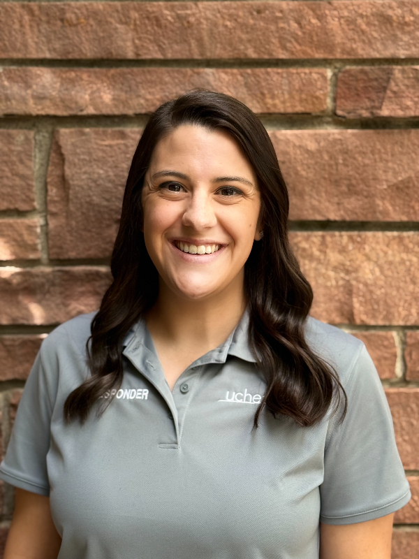 Cooresponder Lindsay De Luna