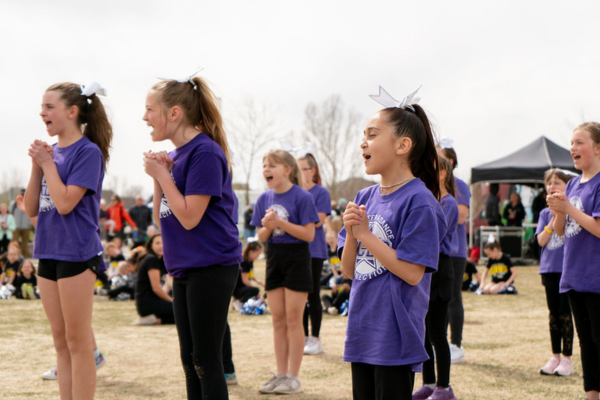 Kids cheering