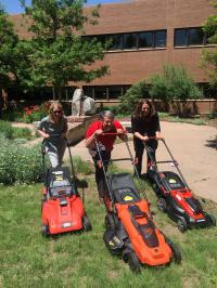 lawnmower_image 2.jpg lawnmower_image 2.jpg