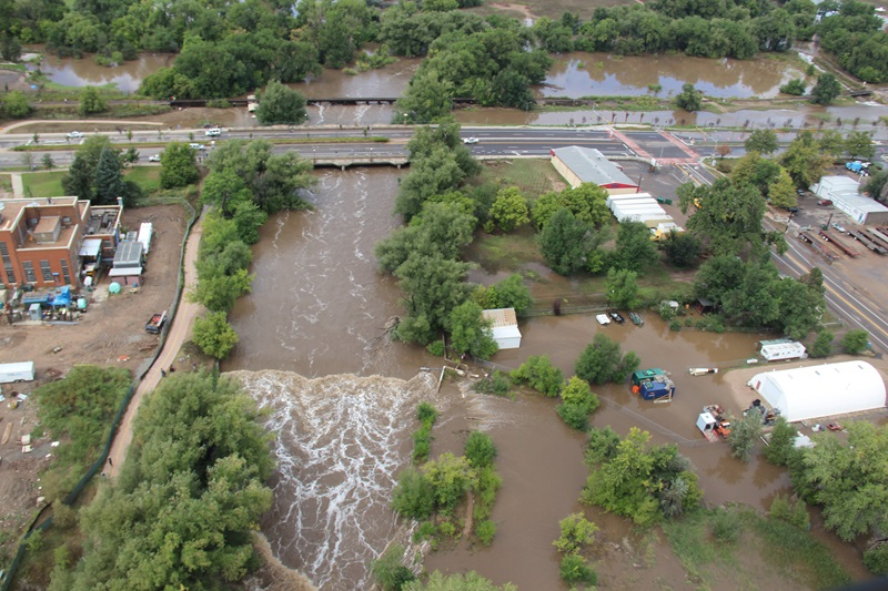 Río Poudre en College Avenue, 2013