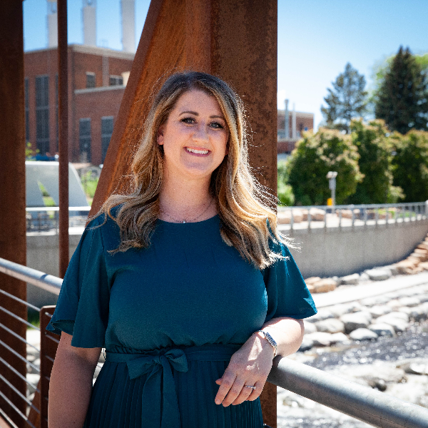 Ashley Kailburn, Strategic Account Representative