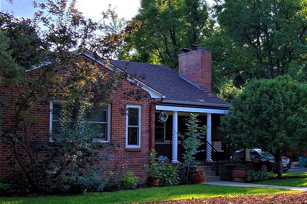 A single story home representing a rental property