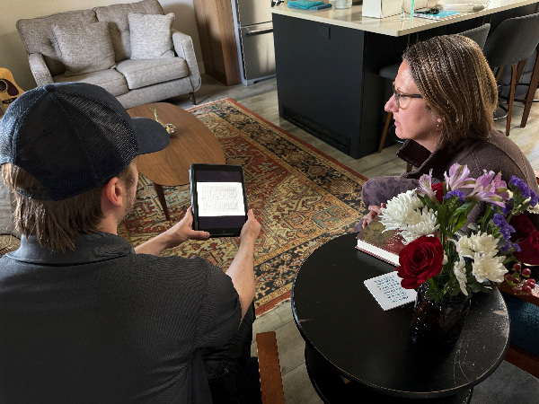 Free energy advising