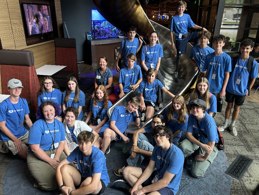 A group of teens at Otter Cares